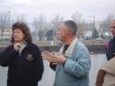 Havre04aav_4 * Grard explique, Chantal coute attentivement. * 1280 x 960 * (309KB)